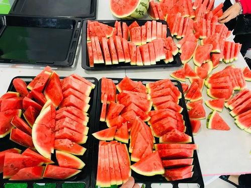 河北吃瓜群众疯了,疯狂事件引发全民关注