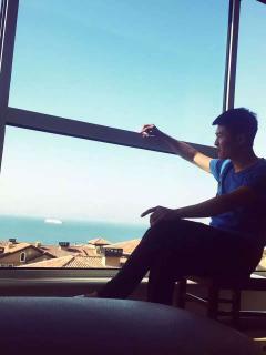 吃瓜群众拍照素材视频,揭秘吃瓜群众拍照素材背后的趣味瞬间